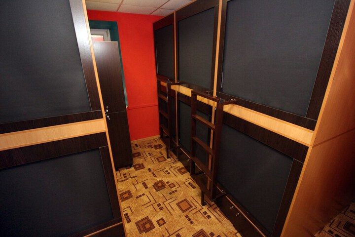 Room 18 of 45