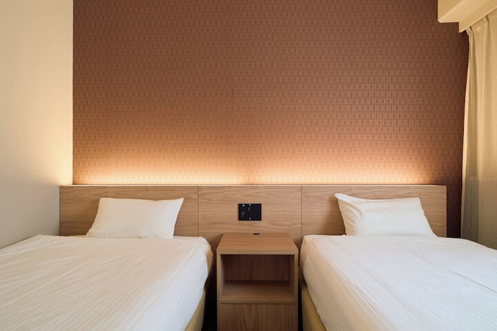 Room 67 of 99