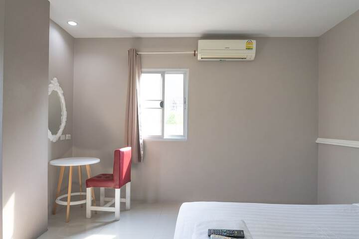 Room 14 of 43