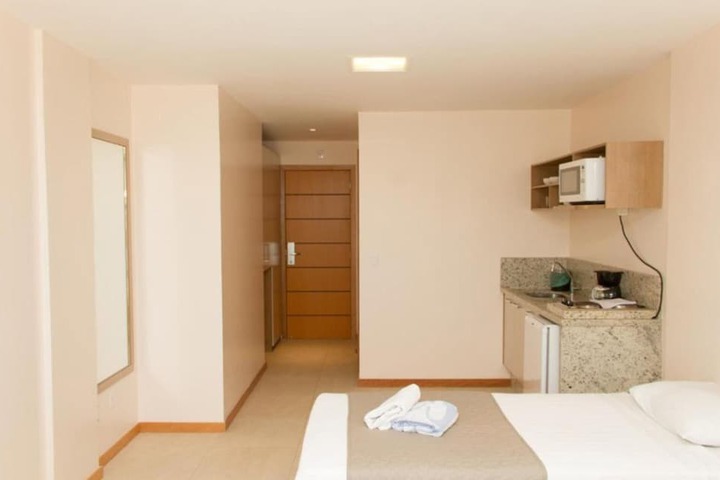 Room 4 of 63