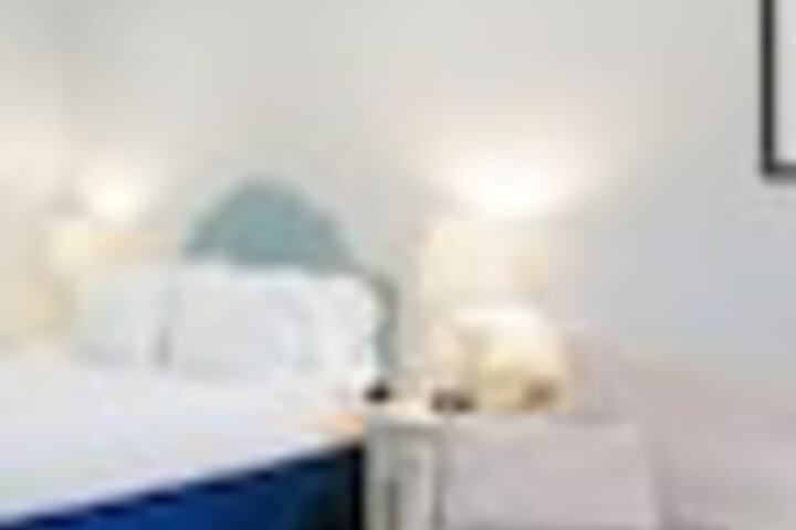 Room 179 of 549
