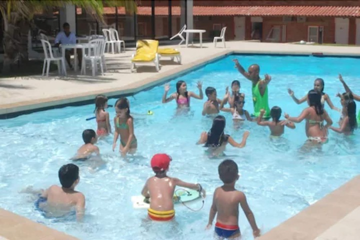 Pools & Facilities
