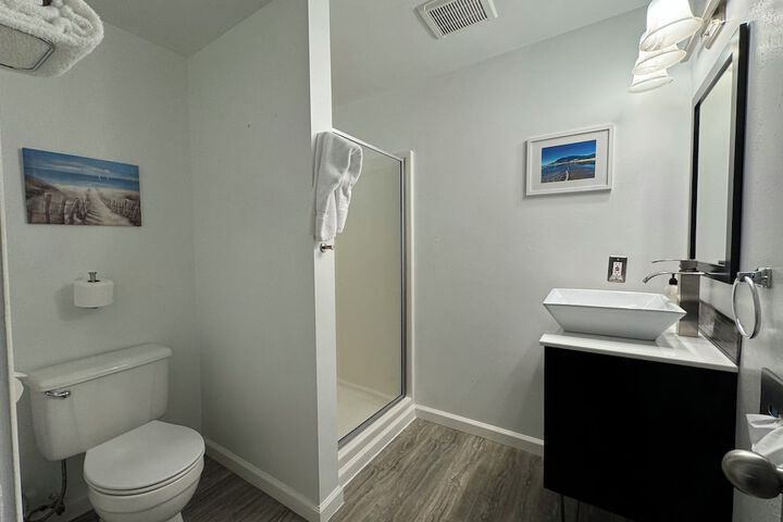 Room 123 of 155