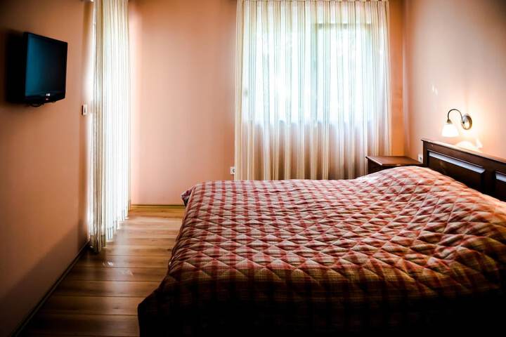 Room 7 of 58