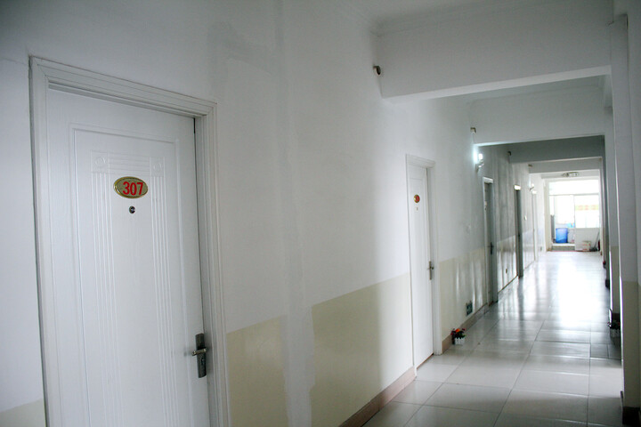Hotel Interior 8 of 25