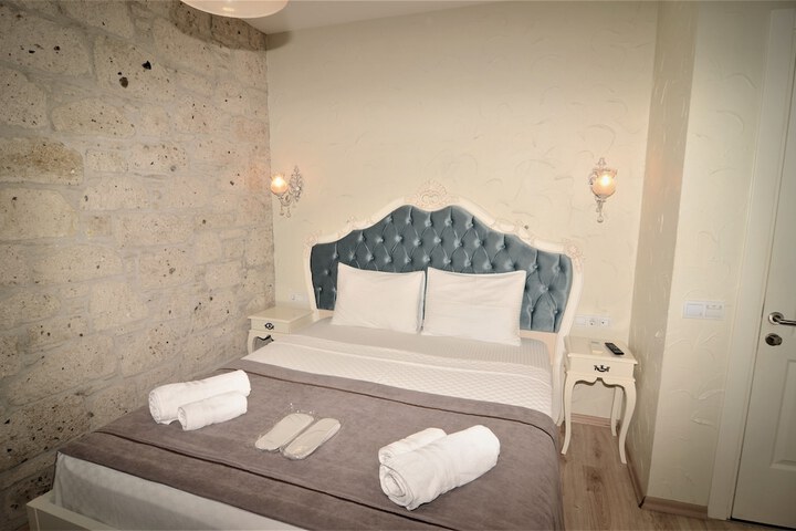 Room 22 of 132