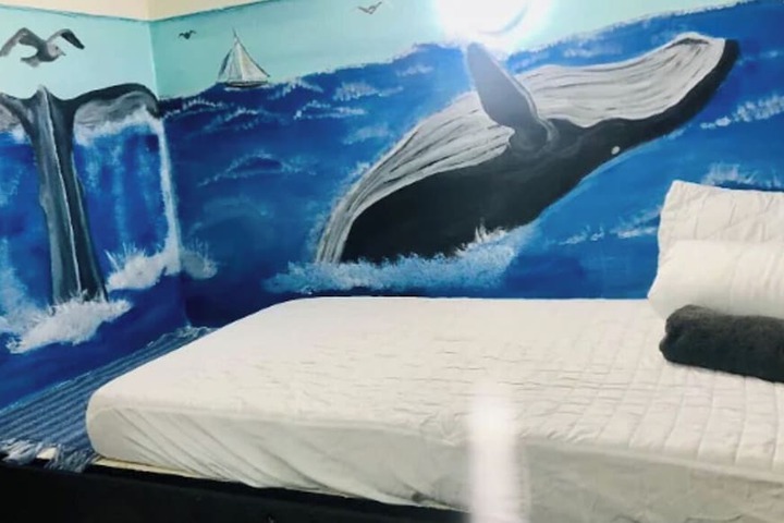 Room 16 of 68