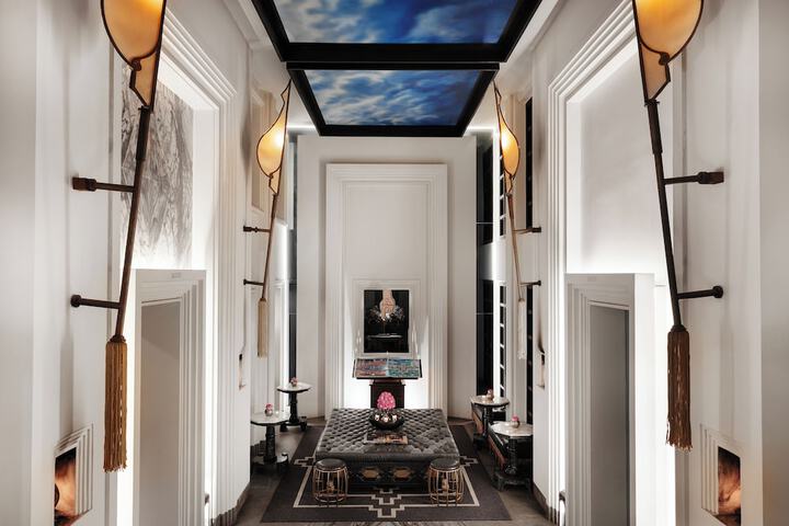 Hotel Interior 2 of 127