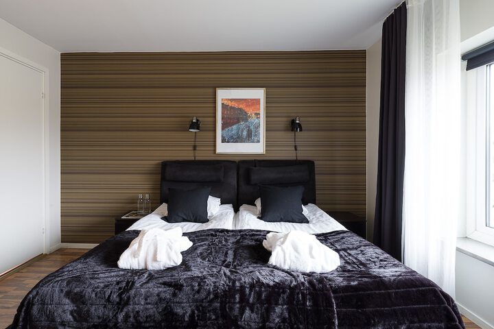 Room 6 of 38