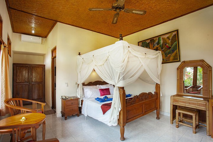 Room 15 of 73