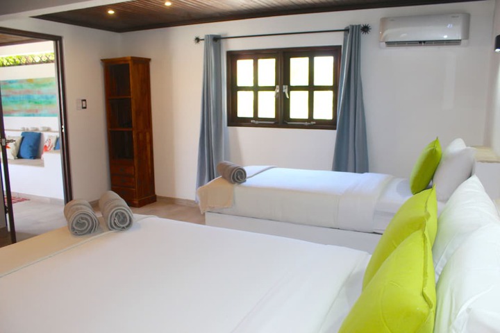 Room 16 of 141