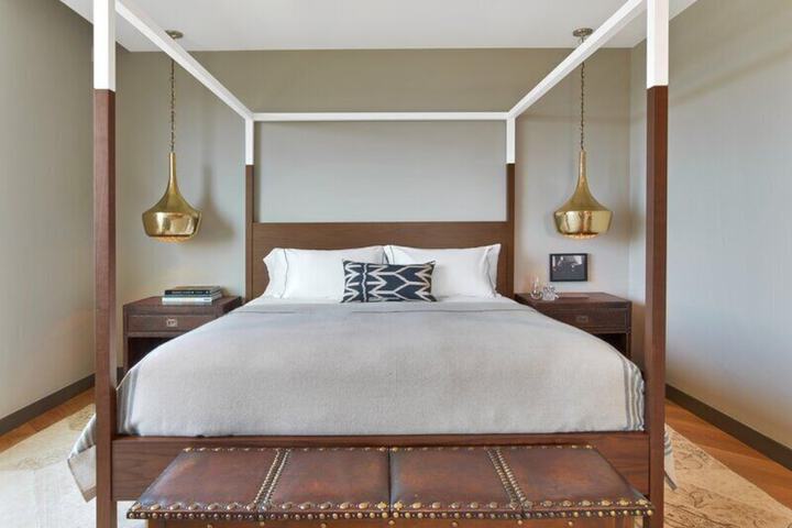 Room 42 of 121