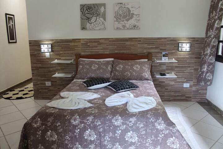 Room 2 of 30
