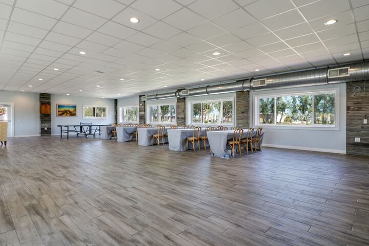 Ballroom/Hall 50 of 70