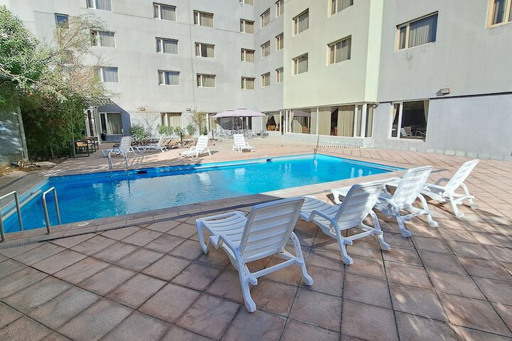 Hotel with Pool