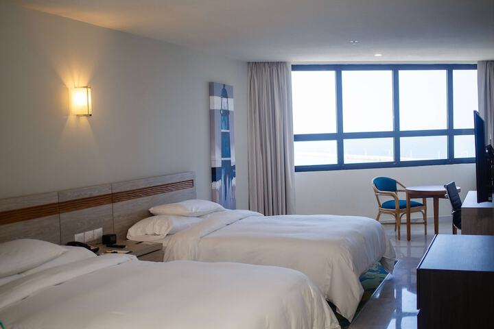 Room 14 of 67