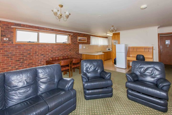 Room 13 of 24