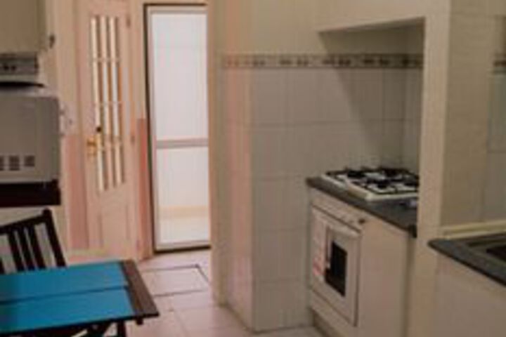Room 6 of 8