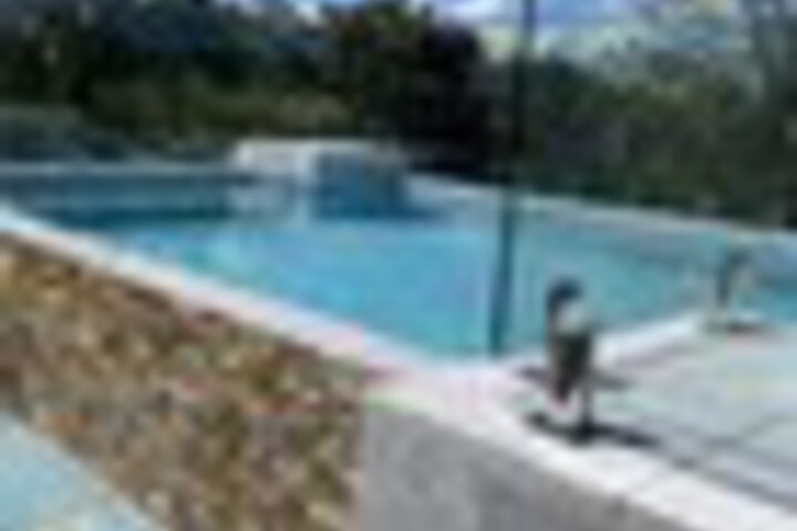 Pool 71 of 123