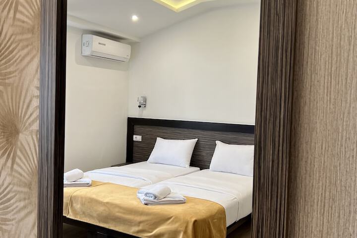 Room 8 of 54