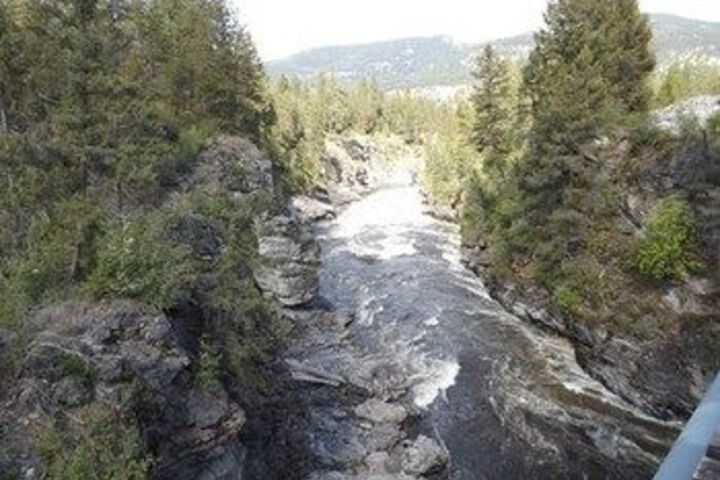 Property Grounds 19 of 24