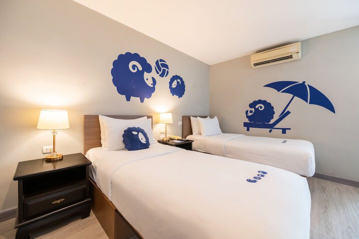 Room 16 of 107
