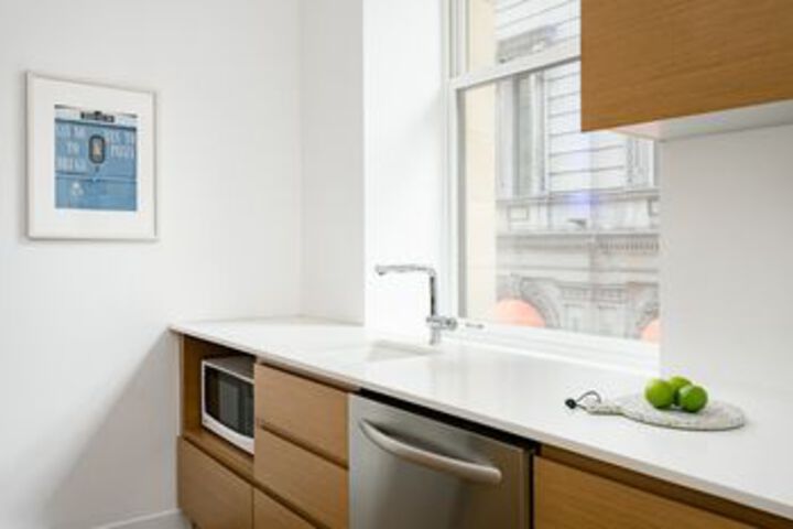 Room 10 of 22