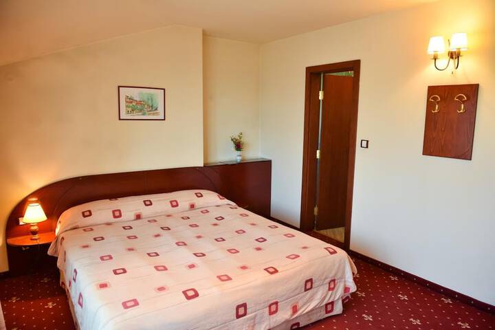 Room 15 of 57