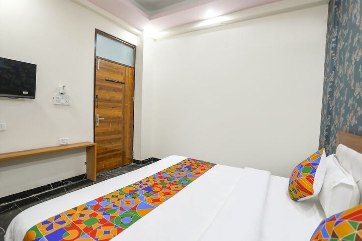 Room 16 of 21