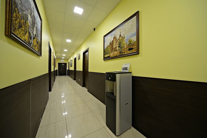 Ballroom/Hall 13 of 20