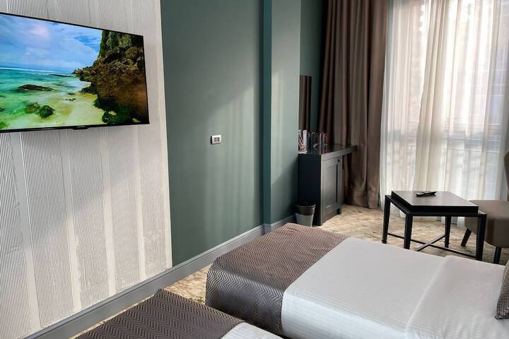 Room 29 of 75