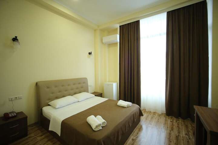 Room 28 of 51