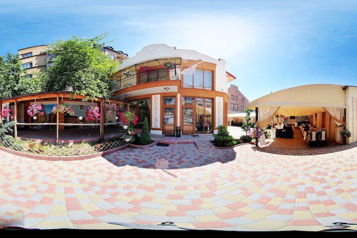 Leotel Hotel