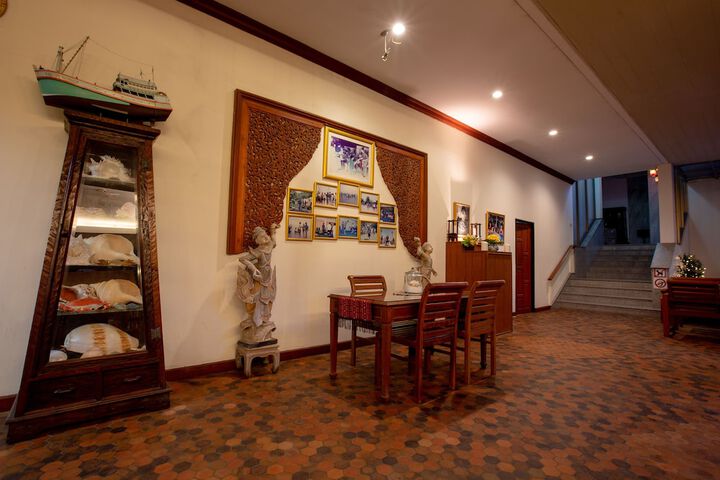 Lobby Photos