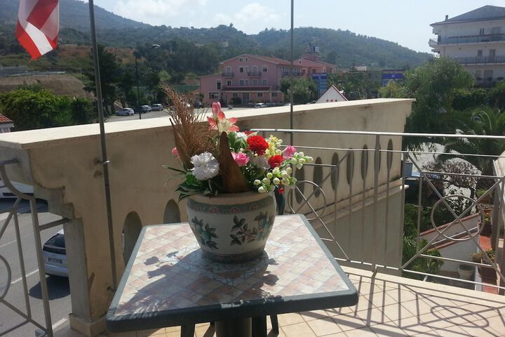 Terrace/Patio 22 of 48