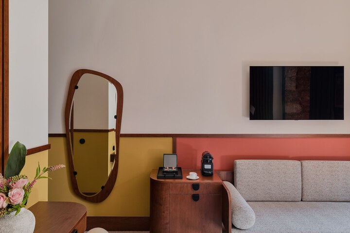 Room 20 of 54