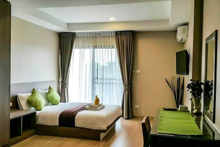Room 2 of 12