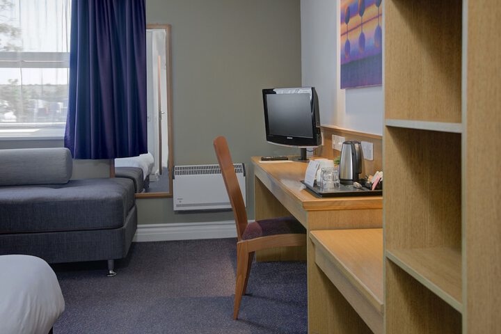 Room 7 of 36