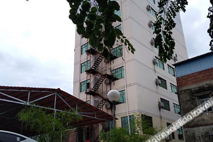 Xinyinian Boutique Hotel
