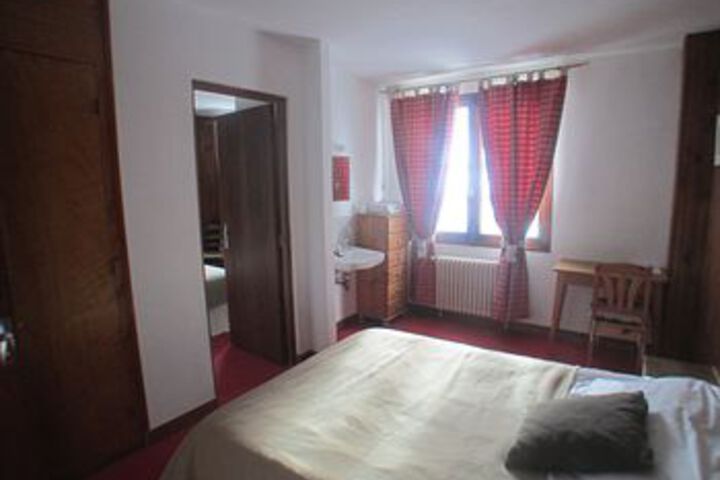 Room 22 of 45