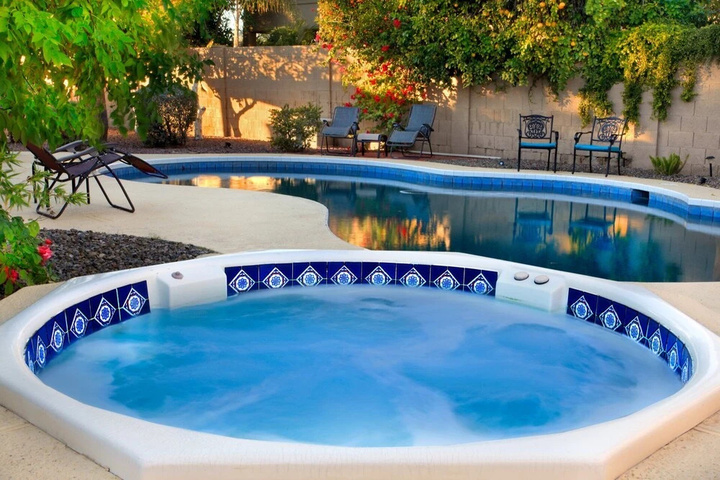 Pool 12 of 21