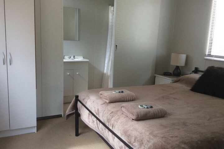 Room 11 of 29