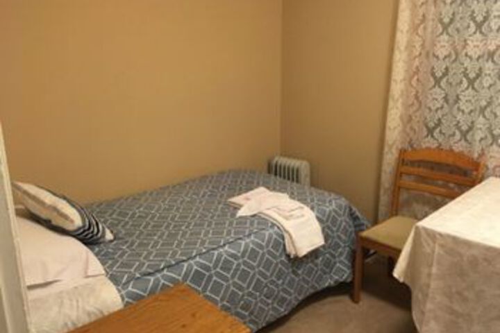 Room 21 of 64