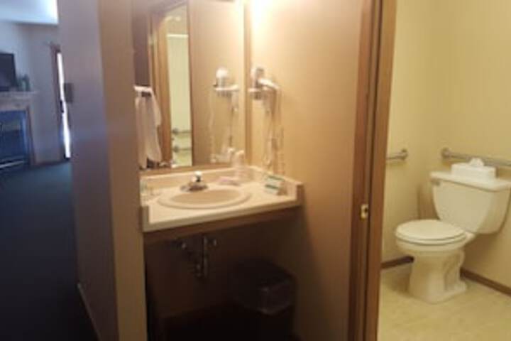 Room 19 of 279