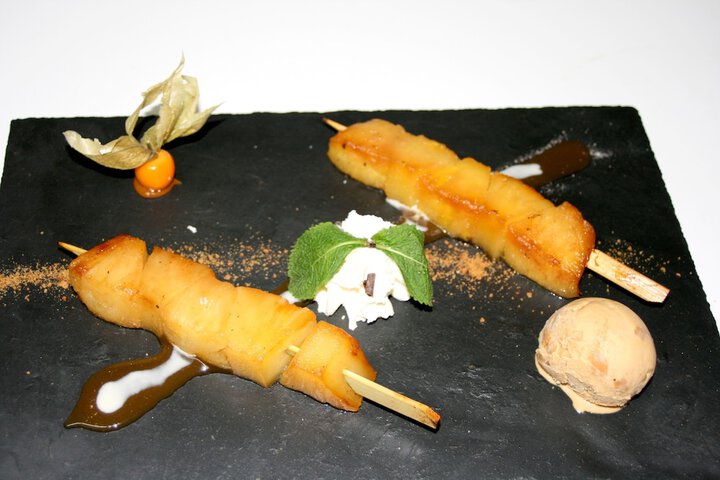 Dining 26 of 46