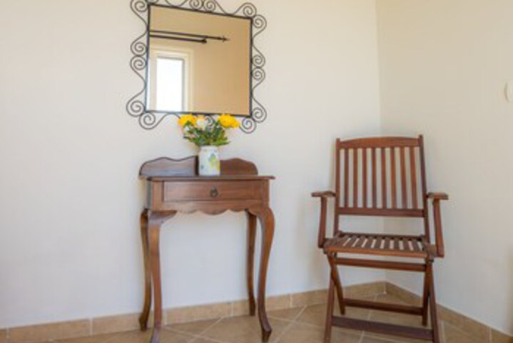 Room 16 of 23