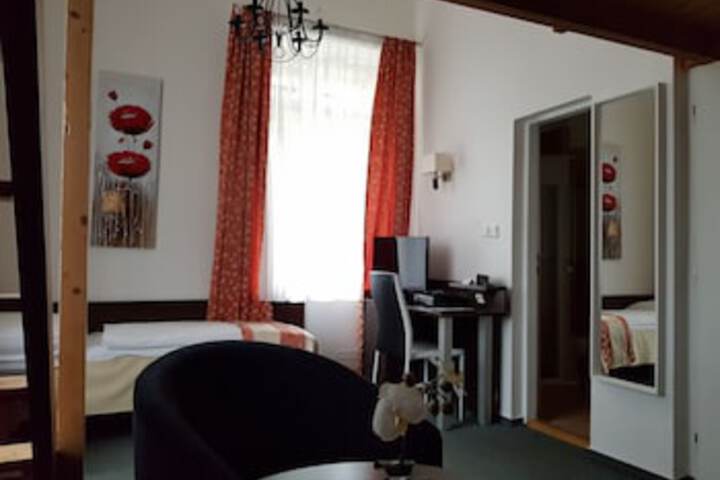 Room 142 of 324