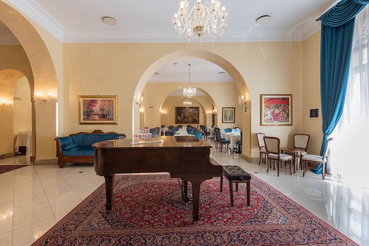 Lobby Photos
