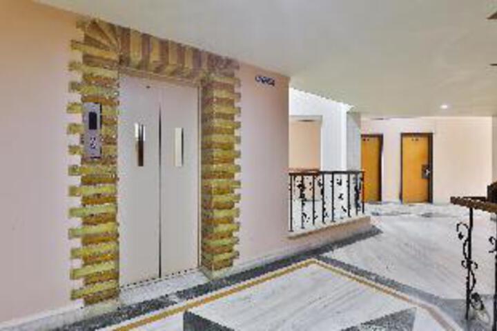 Hotel Interior 5 of 23