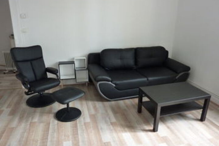 Room 9 of 17